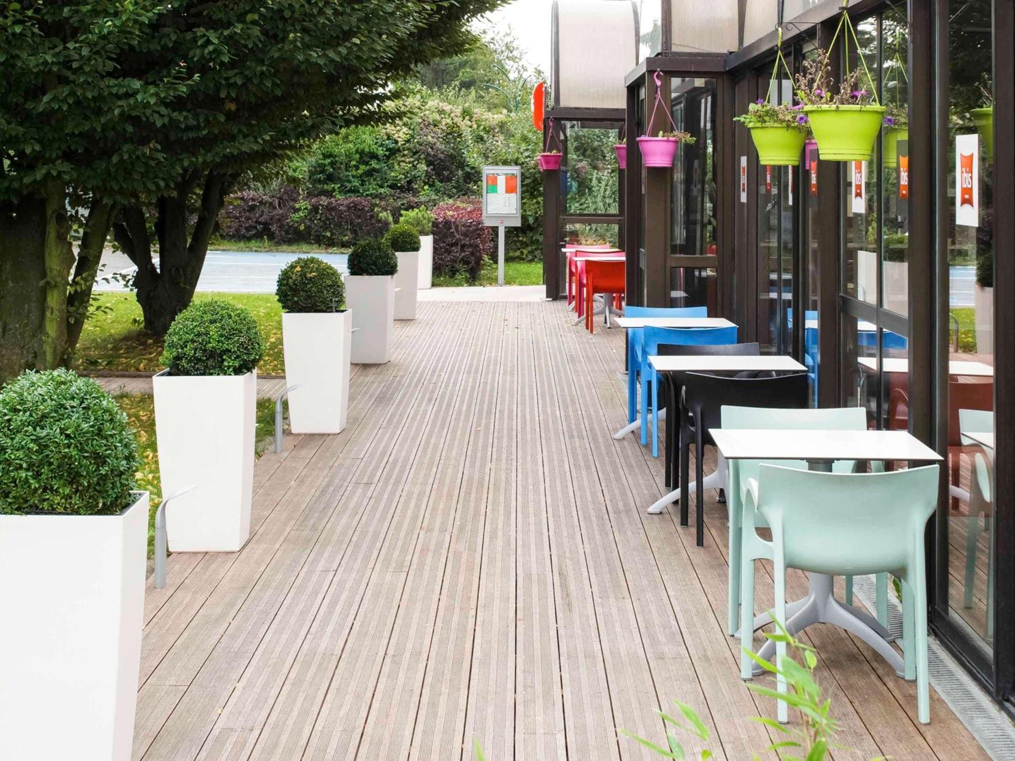 Ibis Paris Marne La Vallee Эмеренвиль Экстерьер фото