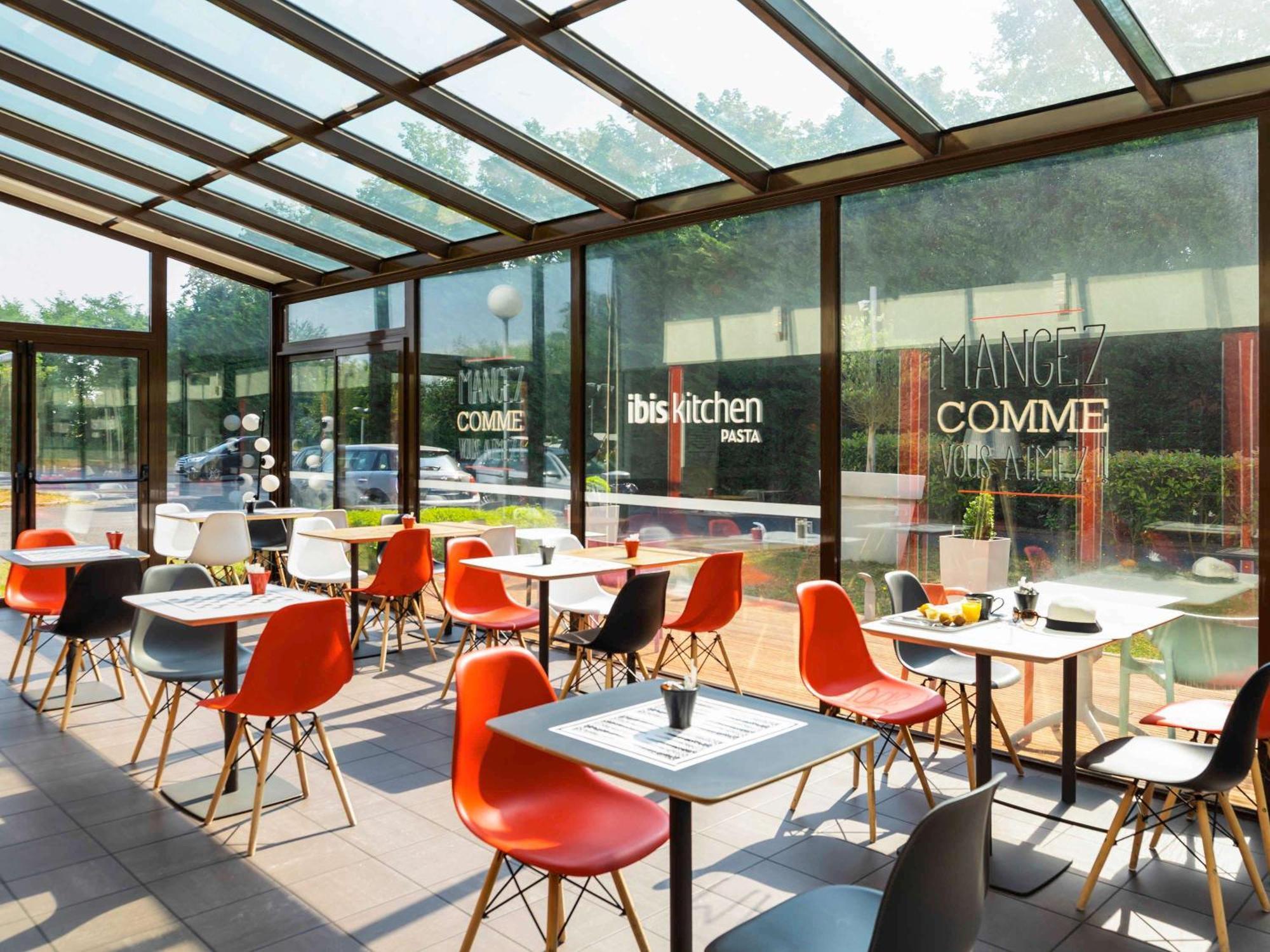 Ibis Paris Marne La Vallee Эмеренвиль Экстерьер фото