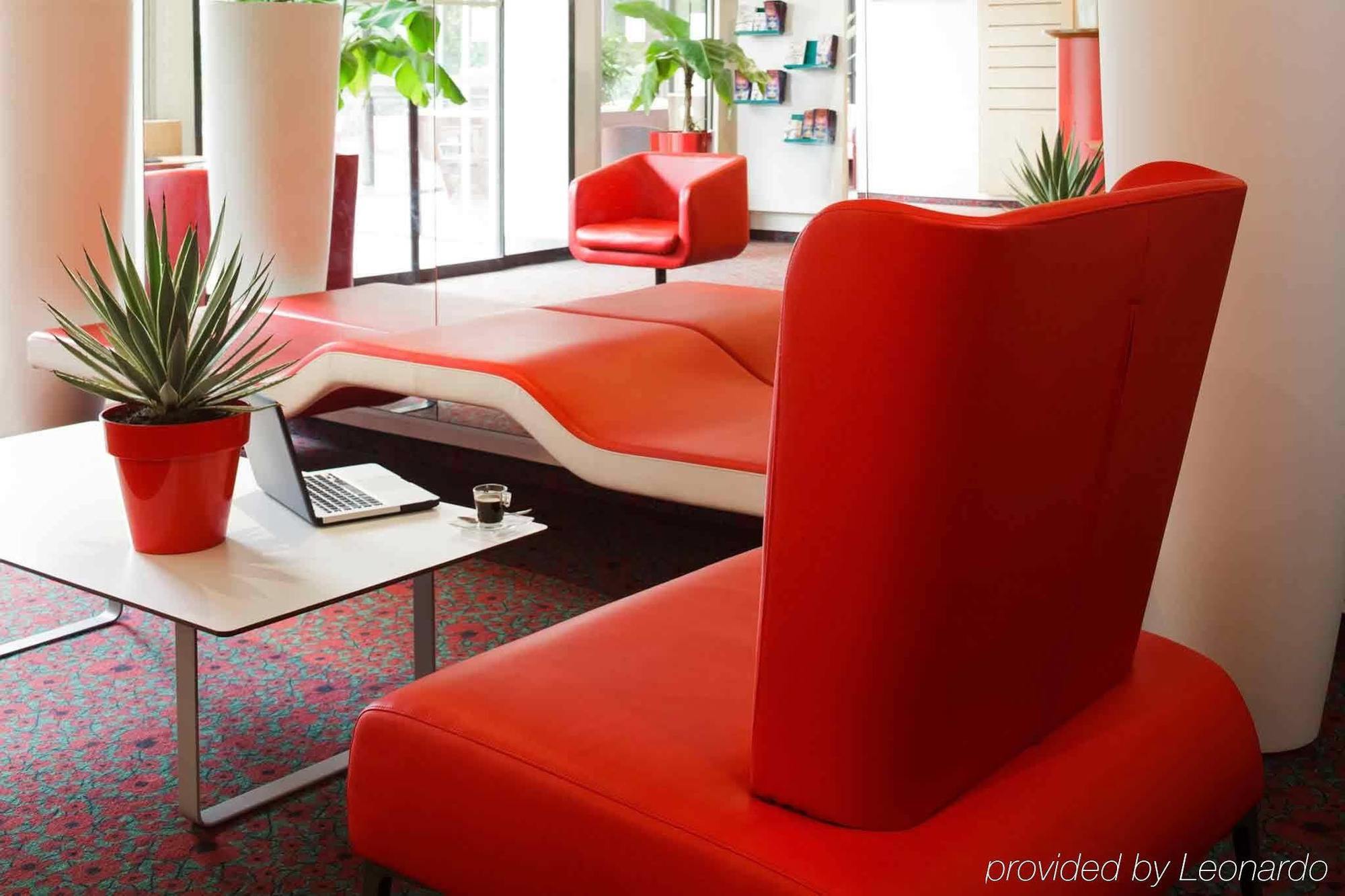 Ibis Paris Marne La Vallee Эмеренвиль Экстерьер фото